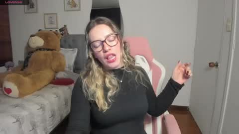 Samanta online show from 04-29-26, 01:10