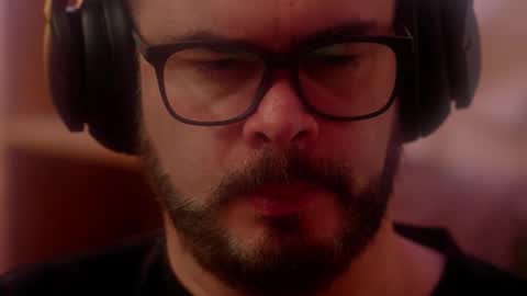 Snapshot of sanders_white chatting on 01-08-26, 06:32 Sanders online show from 01-08-26, 06:32