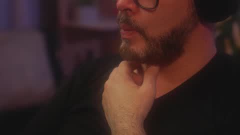 Snapshot of sanders_white chatting on 02-01-26, 06:34 Sanders online show from 02-01-26, 06:34