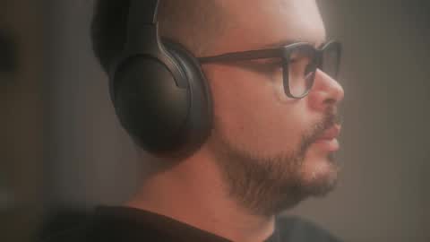 Snapshot of sanders_white chatting on 03-19-26, 01:53 Sanders online show from 03-19-26, 01:53