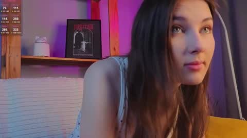 Snapshot of sandili chatting on 12-16-25, 01:21 Isabel but you can call me Bella online show from 12-16-25, 01:21