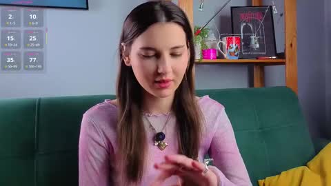 Snapshot of sandili chatting on 02-06-26, 02:16 Isabel but you can call me Bella online show from 02-06-26, 02:16