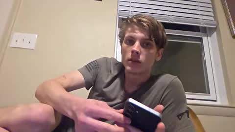 Snapshot of sandman2044 chatting on 03-30-26, 01:17 sandman2044 online show from 03-30-26, 01:17