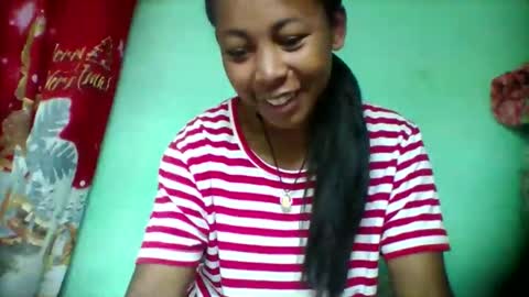 Snapshot of sandra1253099 chatting on 09-18-25, 06:15 sandra1253099 online show from 09-18-25, 06:15