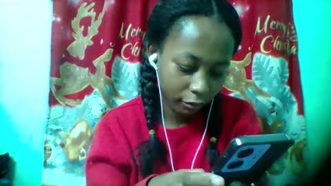 sandra1253099 online show from 01-18-26, 06:23