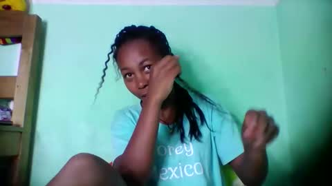 sandra1253099 online show from 03-17-26, 06:17