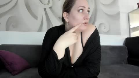 dont forghet to thumbs up if you like my show online show from 11-11-25, 07:52