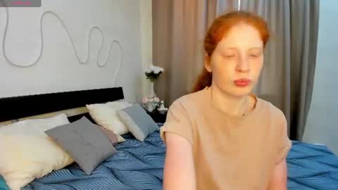 Snapshot of sandra__wilson chatting on 06-22-26, 01:40 Sandra online show from 06-22-26, 01:40