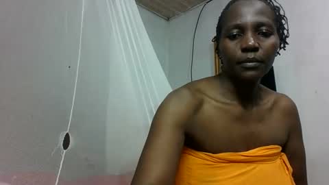 sandra online show from 11-23-25, 04:18