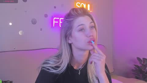 sandraa_anderson online show from 07-12-26, 11:29