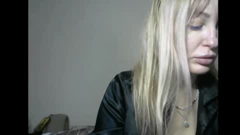 Sandra online show from 01-12-25, 02:09