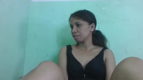 sandrinah788632 online show from 05-16-26, 06:43