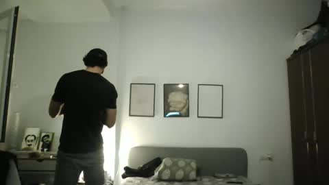 Snapshot of sandrofitness chatting on 01-12-26, 10:04 sandro online show from 01-12-26, 10:04