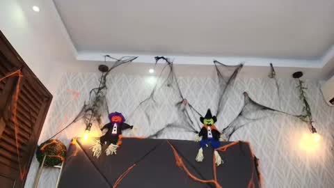 SAM  online show from 10-20-25, 12:05