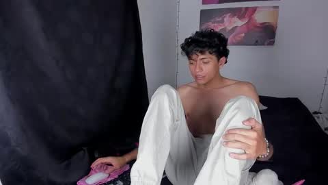 sandy_straw online show from 02-17-26, 09:43