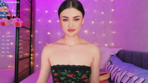 Snapshot of sandysweetie chatting on 06-03-26, 02:33 Sandy online show from 06-03-26, 02:33