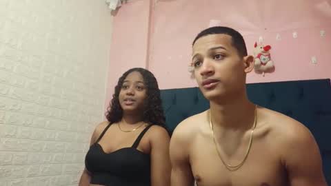 Snapshot of saniasex2025 chatting on 11-26-25, 01:45 saniasex2025 online show from 11-26-25, 01:45