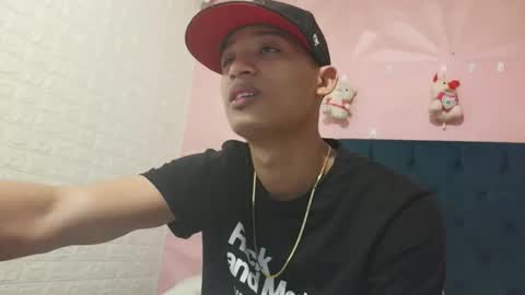 Snapshot of saniasex2025 chatting on 11-29-25, 03:04 saniasex2025 online show from 11-29-25, 03:04