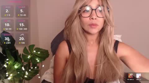 secret online show from 06-09-26, 12:44