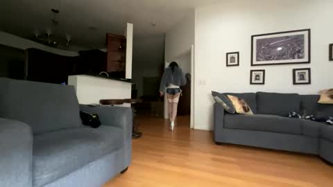 Snapshot of santanacd chatting on 11-28-25, 06:38 Santana online show from 11-28-25, 06:38