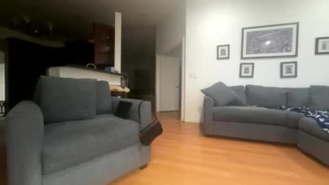 Snapshot of santanacd chatting on 03-30-26, 04:24 Santana online show from 03-30-26, 04:24