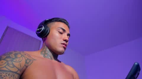 Santi Ferrer online show from 05-17-26, 02:31