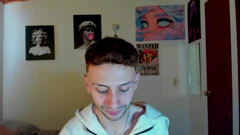 Snapshot of santi_mateo chatting on 09-12-25, 05:13 Santi online show from 09-12-25, 05:13