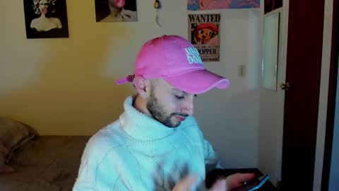 Snapshot of santi_mateo chatting on 09-20-25, 04:02 Santi online show from 09-20-25, 04:02