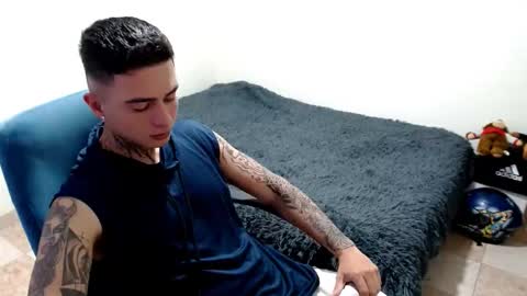 Snapshot of santi_ss chatting on 10-27-25, 07:07 santi_ss online show from 10-27-25, 07:07