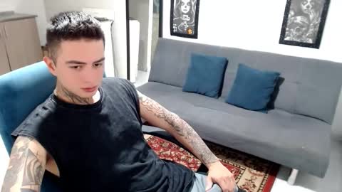 Snapshot of santi_ss chatting on 11-19-25, 11:49 santi_ss online show from 11-19-25, 11:49