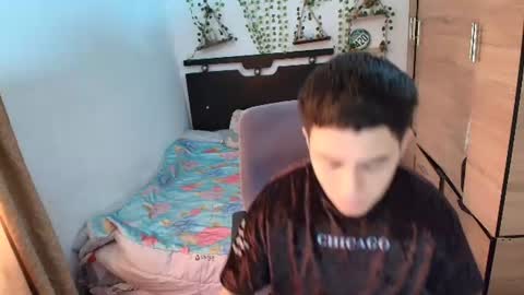 Snapshot of santi_ss chatting on 07-28-26, 01:21 santi_ss online show from 07-28-26, 01:21