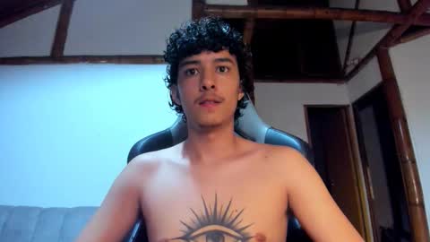 santi_twink19 online show from 02-23-26, 03:04