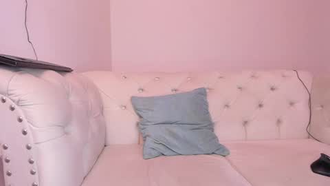 santiago_huntt online show from 02-25-25, 02:33