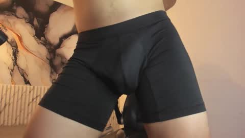 santiagocool online show from 05-07-26, 09:20