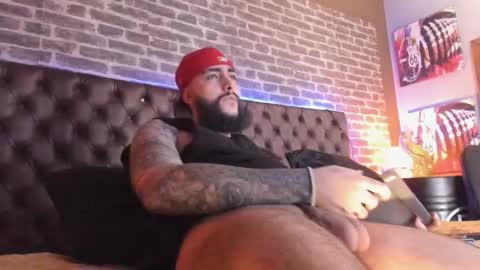 Santiago Hincapiie online show from 03-09-26, 09:08