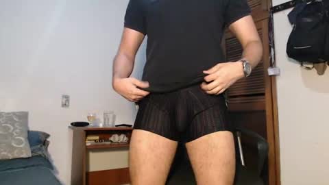 Snapshot of santiexxx chatting on 07-11-26, 03:31 santiexxx online show from 07-11-26, 03:31