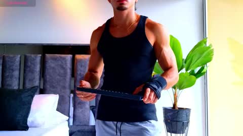 Santiago Seans online show from 03-03-26, 01:17