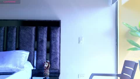 Santiago Seans online show from 04-27-26, 02:26