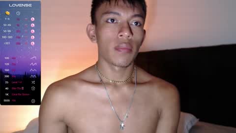 Snapshot of santinaugthy chatting on 12-23-25, 06:33 santi online show from 12-23-25, 06:33