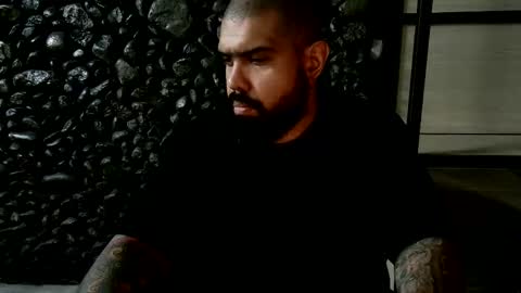 Snapshot of santino_zanoli chatting on 10-29-25, 05:31 Santino online show from 10-29-25, 05:31