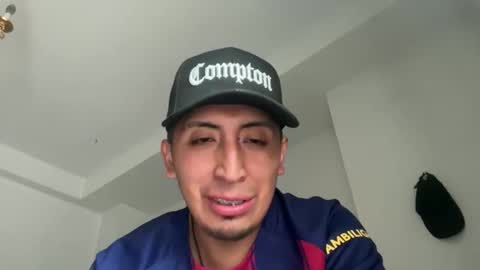 Snapshot of santisanton chatting on 04-12-26, 08:30 santisanton online show from 04-12-26, 08:30