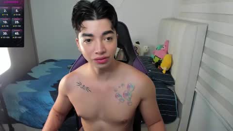 Mr. Santiago online show from 10-03-25, 01:19