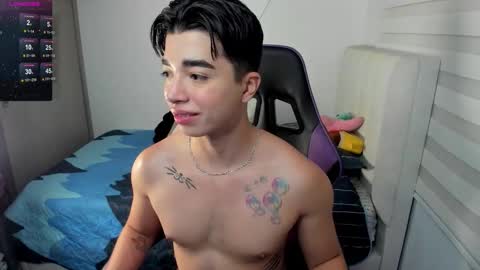 Mr. Santiago online show from 10-25-25, 01:18