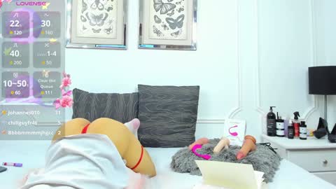 Santiago Carrington online show from 01-21-25, 01:08