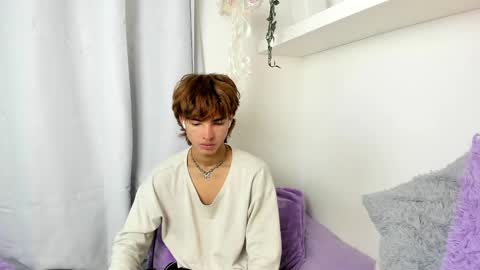 kitty online show from 01-19-25, 03:08