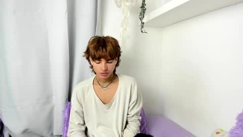 kitty online show from 01-20-25, 03:04