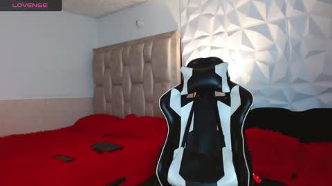 Snapshot of santyago_taylor chatting on 12-01-24, 09:04 Santyago online show from 12-01-24, 09:04
