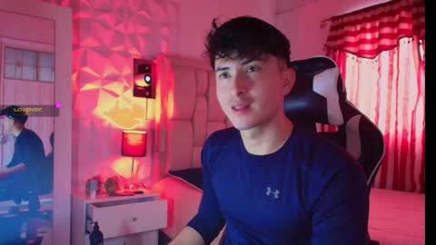 Snapshot of santyago_taylor chatting on 01-10-25, 02:45 Santyago online show from 01-10-25, 02:45