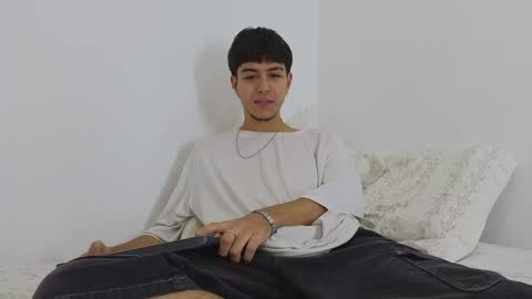 Snapshot of santybig18 chatting on 12-17-24, 05:58 santybig18 online show from 12-17-24, 05:58