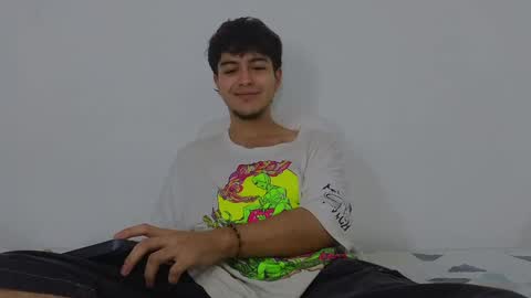 Snapshot of santybig18 chatting on 02-07-25, 01:47 santybig18 online show from 02-07-25, 01:47